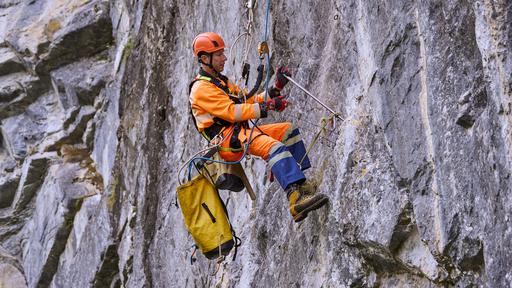 Arbeiten am hängenden Seil (SZP) Level 1, AZ Meiringen title image
